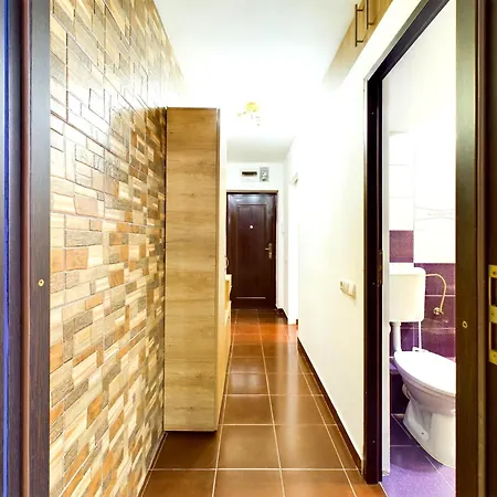 Toni's Place Apartman *